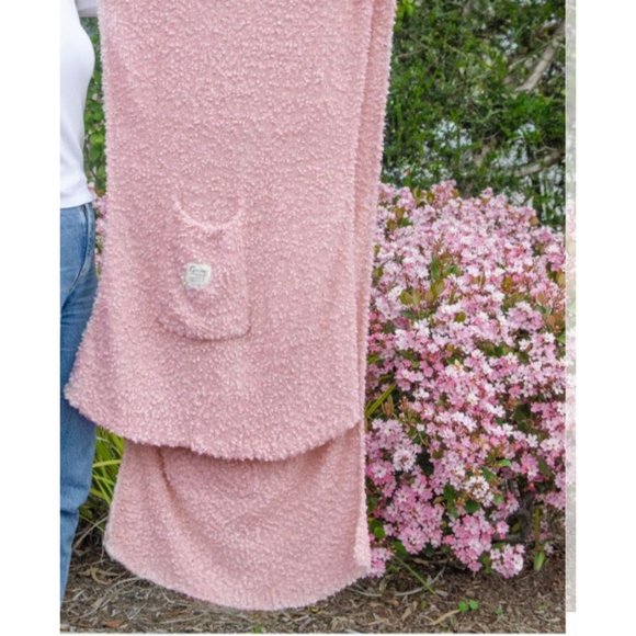 PINK Giving Shawl Baby soft with pockets - Picture 7 of 7